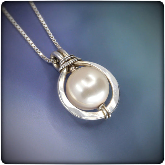 Sterling Silver Pearl Solitaire Necklace